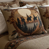 Quilted cushion cover with circular dreamcatcher