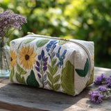 Quilted beauty case with delicate meadow NCU0PT9255