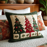 Quilted cushion cover with holly and forest NCU0TV661